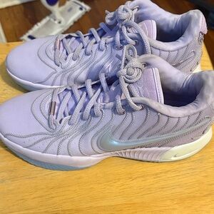 Nike LeBron ‘21 “Serenity”
